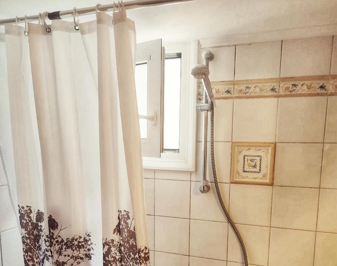 Lauren'S Charm Town Apartment Lefkada City Luaran gambar