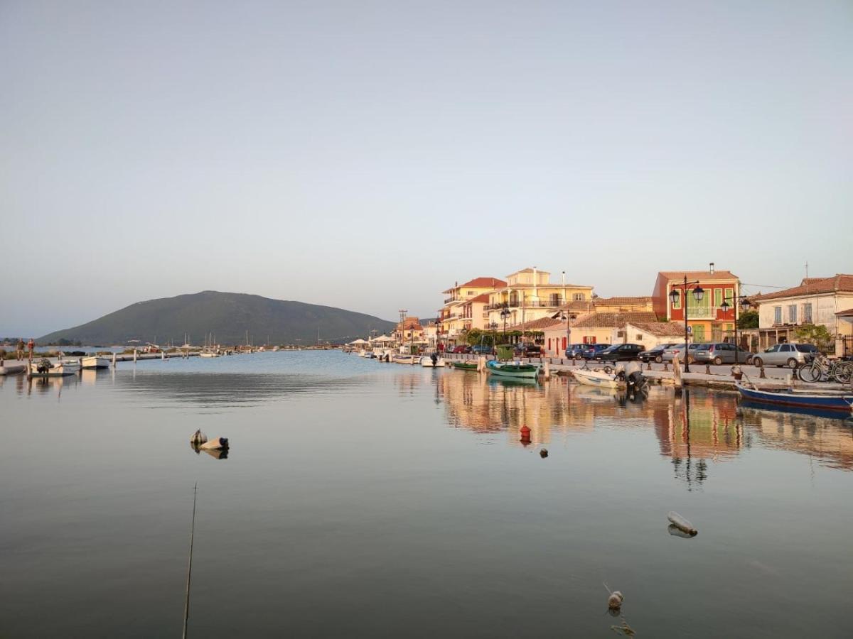 Lauren'S Charm Town Apartment Lefkada City Luaran gambar